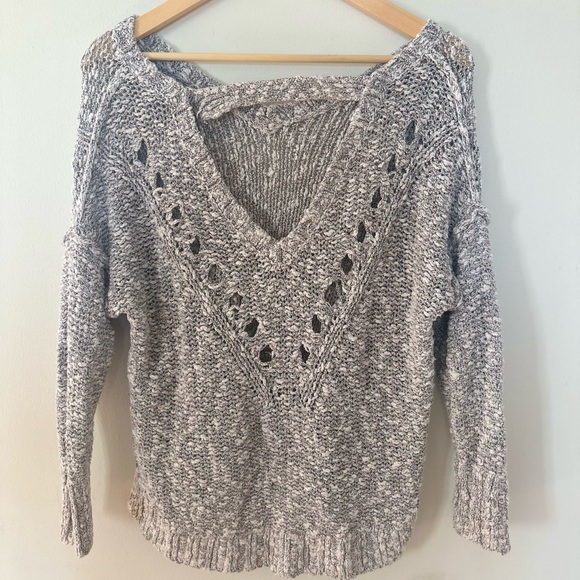 Hollister, women off shoulder sweater - Picture 2 of 4